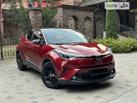 Червоний Тойота C-HR, об'ємом двигуна 1.2 л та пробігом 59 тис. км за 24700 $, фото 1 на Automoto.ua