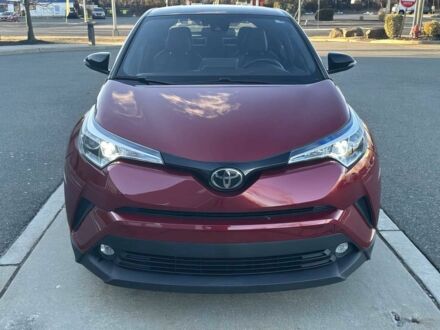 Тойота C-HR 2019 в Чернигове на Automoto.ua Красный Тойота C-HR, объемом двигателя 2 л и пробегом 46 тыс. км за 15000 $, фото 1 на Automoto.ua