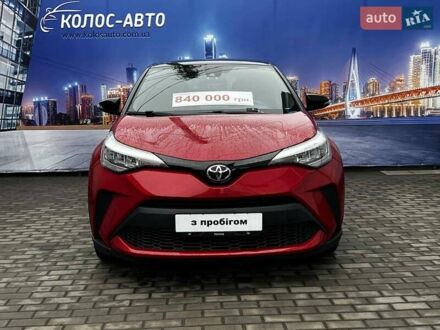 Червоний Тойота C-HR, об'ємом двигуна 1.99 л та пробігом 40 тис. км за 20000 $, фото 1 на Automoto.ua