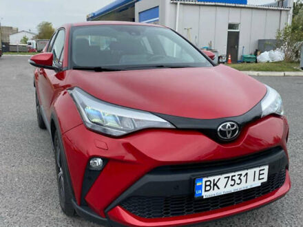 Червоний Тойота C-HR, об'ємом двигуна 1.2 л та пробігом 50 тис. км за 22000 $, фото 1 на Automoto.ua