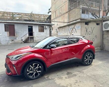 Красный Тойота C-HR, объемом двигателя 2 л и пробегом 21 тыс. км за 14500 $, фото 1 на Automoto.ua
