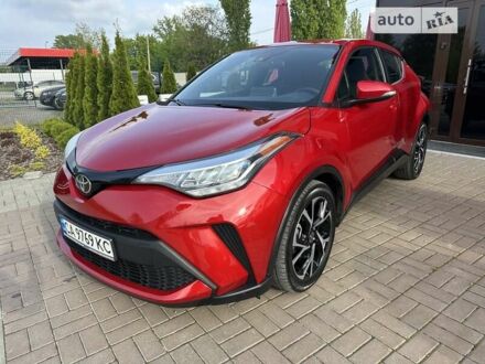 Красный Тойота C-HR, объемом двигателя 2 л и пробегом 52 тыс. км за 23400 $, фото 1 на Automoto.ua