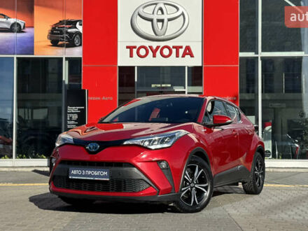 Тойота C-HR 2021 в Ивано-Франковске на Automoto.ua Красный Тойота C-HR, объемом двигателя 1.99 л и пробегом 69 тыс. км за 27493 $, фото 1 на Automoto.ua