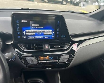 Тойота C-HR, объемом двигателя 1.8 л и пробегом 144 тыс. км за 23500 $, фото 24 на Automoto.ua