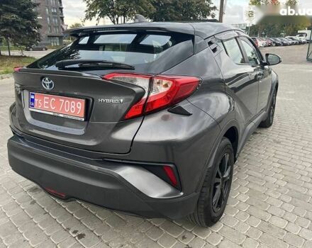 Тойота C-HR, объемом двигателя 1.8 л и пробегом 144 тыс. км за 23500 $, фото 6 на Automoto.ua