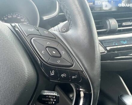Тойота C-HR, объемом двигателя 1.8 л и пробегом 144 тыс. км за 23500 $, фото 27 на Automoto.ua