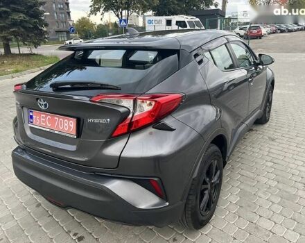 Тойота C-HR, объемом двигателя 1.8 л и пробегом 144 тыс. км за 23500 $, фото 8 на Automoto.ua