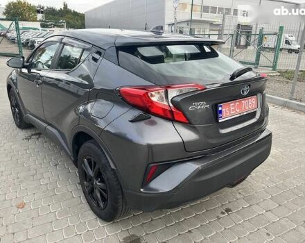 Тойота C-HR, объемом двигателя 1.8 л и пробегом 144 тыс. км за 23500 $, фото 15 на Automoto.ua