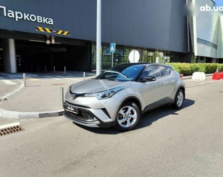 Тойота C-HR, об'ємом двигуна 1.2 л та пробігом 69 тис. км за 17990 $, фото 8 на Automoto.ua