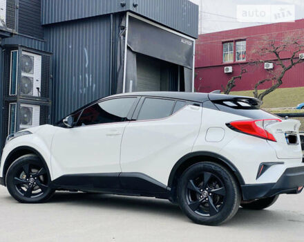 Тойота C-HR, объемом двигателя 1.2 л и пробегом 68 тыс. км за 18800 $, фото 77 на Automoto.ua