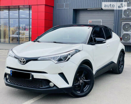 Тойота C-HR, объемом двигателя 1.2 л и пробегом 68 тыс. км за 18800 $, фото 11 на Automoto.ua