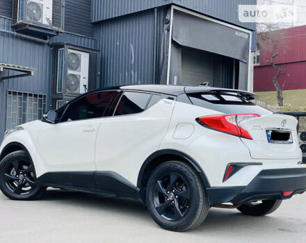 Тойота C-HR, об'ємом двигуна 1.2 л та пробігом 68 тис. км за 19999 $, фото 72 на Automoto.ua