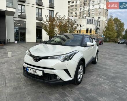 Тойота C-HR, объемом двигателя 1.2 л и пробегом 146 тыс. км за 15700 $, фото 4 на Automoto.ua