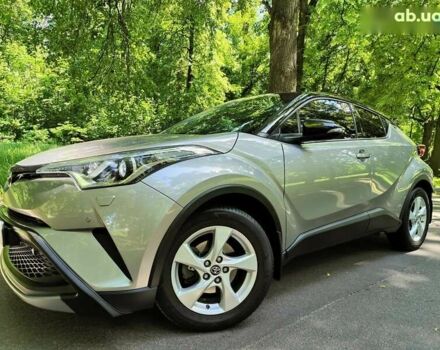 Тойота C-HR, объемом двигателя 1.2 л и пробегом 69 тыс. км за 17990 $, фото 2 на Automoto.ua
