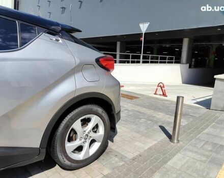 Тойота C-HR, объемом двигателя 1.2 л и пробегом 69 тыс. км за 17990 $, фото 6 на Automoto.ua
