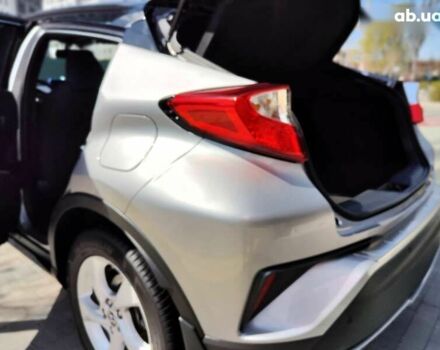 Тойота C-HR, объемом двигателя 1.2 л и пробегом 69 тыс. км за 17990 $, фото 12 на Automoto.ua