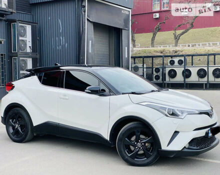 Тойота C-HR, об'ємом двигуна 1.2 л та пробігом 68 тис. км за 19999 $, фото 34 на Automoto.ua