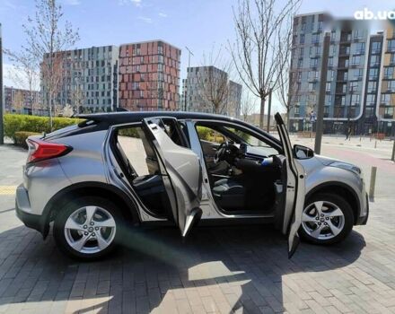 Тойота C-HR, объемом двигателя 1.2 л и пробегом 69 тыс. км за 17990 $, фото 25 на Automoto.ua