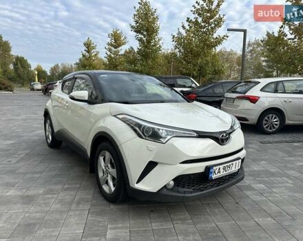 Тойота C-HR, объемом двигателя 1.2 л и пробегом 146 тыс. км за 15700 $, фото 3 на Automoto.ua