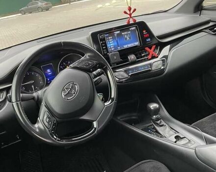 Тойота C-HR, объемом двигателя 2 л и пробегом 114 тыс. км за 17000 $, фото 6 на Automoto.ua