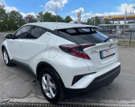 Тойота C-HR, объемом двигателя 1.2 л и пробегом 128 тыс. км за 18999 $, фото 4 на Automoto.ua