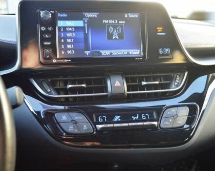 Тойота C-HR 2017 в Одессе на Automoto.ua Тойота C-HR, объемом двигателя 2 л и пробегом 99 тыс. км за 16500 $, фото 25 на Automoto.ua