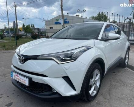 Тойота C-HR, объемом двигателя 1.2 л и пробегом 128 тыс. км за 18999 $, фото 2 на Automoto.ua