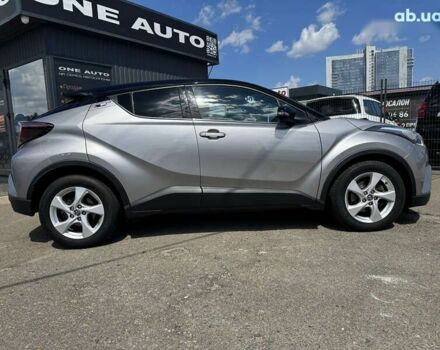 Тойота C-HR, объемом двигателя 1.2 л и пробегом 212 тыс. км за 16990 $, фото 4 на Automoto.ua