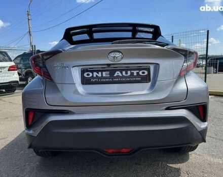 Тойота C-HR, объемом двигателя 1.2 л и пробегом 212 тыс. км за 16990 $, фото 6 на Automoto.ua