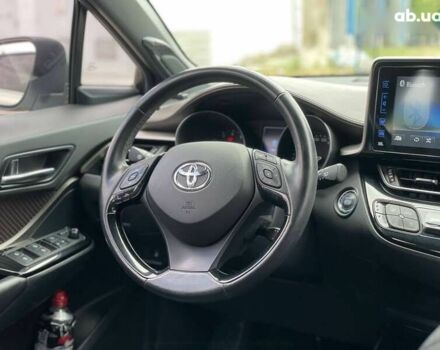 Тойота C-HR, объемом двигателя 1.2 л и пробегом 128 тыс. км за 17999 $, фото 21 на Automoto.ua