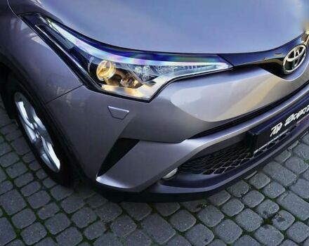 Тойота C-HR, об'ємом двигуна 1.2 л та пробігом 89 тис. км за 18500 $, фото 2 на Automoto.ua