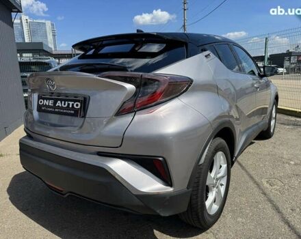 Тойота C-HR, объемом двигателя 1.2 л и пробегом 212 тыс. км за 16990 $, фото 5 на Automoto.ua