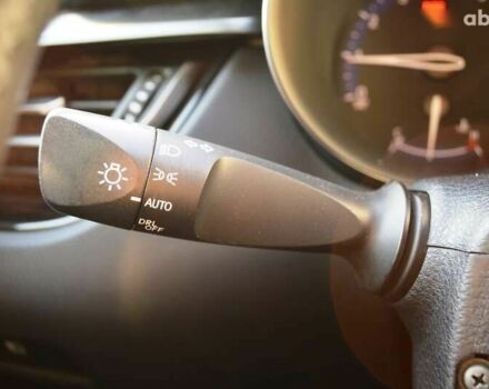 Тойота C-HR 2017 в Одессе на Automoto.ua Тойота C-HR, объемом двигателя 2 л и пробегом 99 тыс. км за 16500 $, фото 20 на Automoto.ua