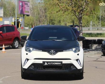 Тойота C-HR, объемом двигателя 2 л и пробегом 88 тыс. км за 24500 $, фото 1 на Automoto.ua