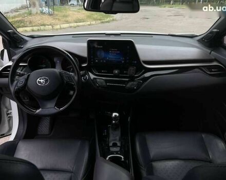 Тойота C-HR, объемом двигателя 1.2 л и пробегом 128 тыс. км за 17999 $, фото 24 на Automoto.ua