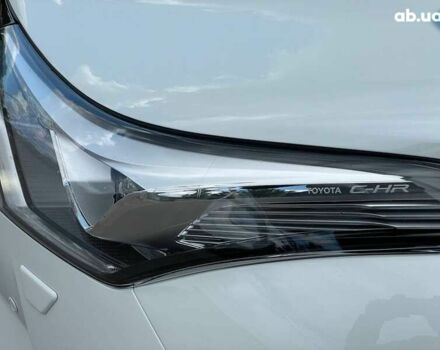 Тойота C-HR, объемом двигателя 1.2 л и пробегом 128 тыс. км за 17999 $, фото 9 на Automoto.ua