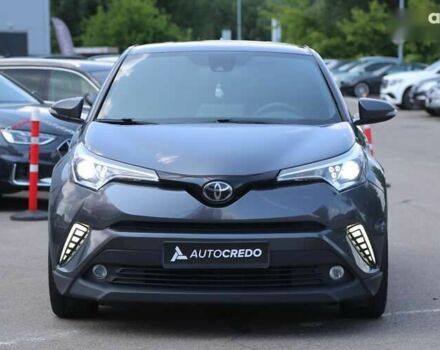 Тойота C-HR 2018 в Киеве на Automoto.ua Тойота C-HR, объемом двигателя 2 л и пробегом 138 тыс. км за 17900 $, фото 1 на Automoto.ua