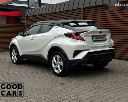 Тойота C-HR, об'ємом двигуна 2 л та пробігом 64 тис. км за 25000 $, фото 4 на Automoto.ua