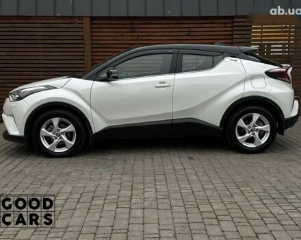 Тойота C-HR, об'ємом двигуна 2 л та пробігом 64 тис. км за 25000 $, фото 3 на Automoto.ua