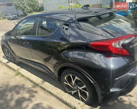 Тойота C-HR, об'ємом двигуна 2 л та пробігом 131 тис. км за 17900 $, фото 4 на Automoto.ua