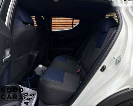 Тойота C-HR, об'ємом двигуна 2 л та пробігом 64 тис. км за 25000 $, фото 25 на Automoto.ua