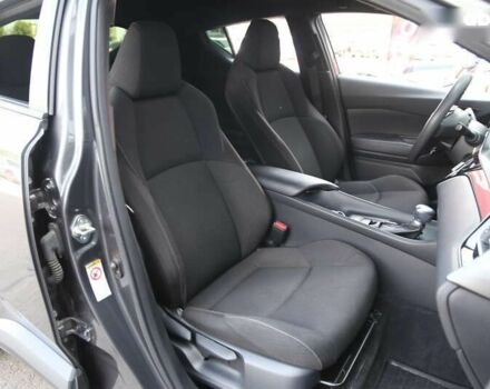 Тойота C-HR 2018 в Киеве на Automoto.ua Тойота C-HR, объемом двигателя 2 л и пробегом 138 тыс. км за 17900 $, фото 11 на Automoto.ua