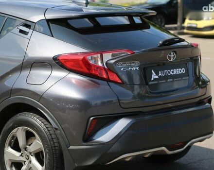 Тойота C-HR 2018 в Киеве на Automoto.ua Тойота C-HR, объемом двигателя 2 л и пробегом 138 тыс. км за 17900 $, фото 7 на Automoto.ua
