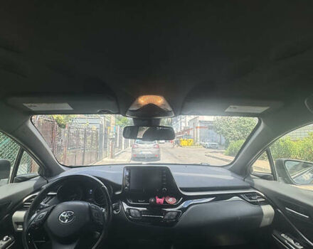 Тойота C-HR, об'ємом двигуна 2 л та пробігом 131 тис. км за 17900 $, фото 3 на Automoto.ua