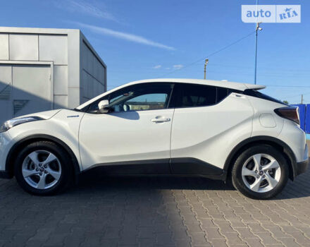 Тойота C-HR, объемом двигателя 1.8 л и пробегом 74 тыс. км за 28000 $, фото 2 на Automoto.ua