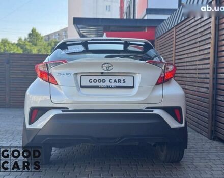 Тойота C-HR 2019 в Одессе на Automoto.ua Тойота C-HR, объемом двигателя 2 л и пробегом 40 тыс. км за 22700 $, фото 4 на Automoto.ua