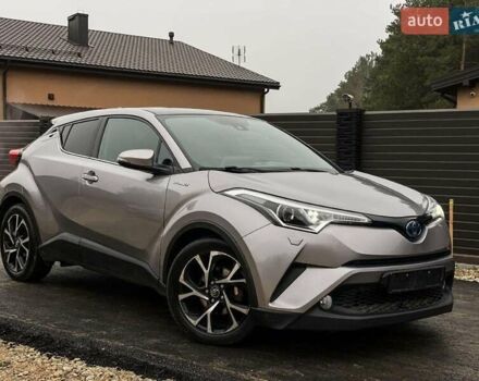 Тойота C-HR, объемом двигателя 1.8 л и пробегом 97 тыс. км за 20700 $, фото 3 на Automoto.ua