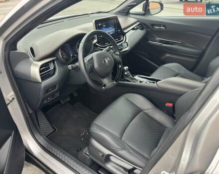 Тойота C-HR 2019 у Дніпро (Дніпропетровську) на Automoto.ua Тойота C-HR, об'ємом двигуна 1.2 л та пробігом 120 тис. км за 22000 $, фото 9 на Automoto.ua