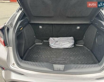 Тойота C-HR 2019 у Дніпро (Дніпропетровську) на Automoto.ua Тойота C-HR, об'ємом двигуна 1.2 л та пробігом 120 тис. км за 22000 $, фото 8 на Automoto.ua