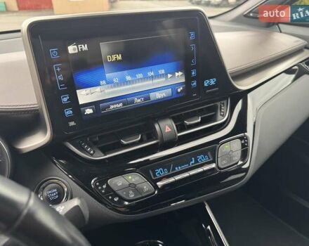 Тойота C-HR 2019 у Дніпро (Дніпропетровську) на Automoto.ua Тойота C-HR, об'ємом двигуна 1.2 л та пробігом 120 тис. км за 22000 $, фото 14 на Automoto.ua